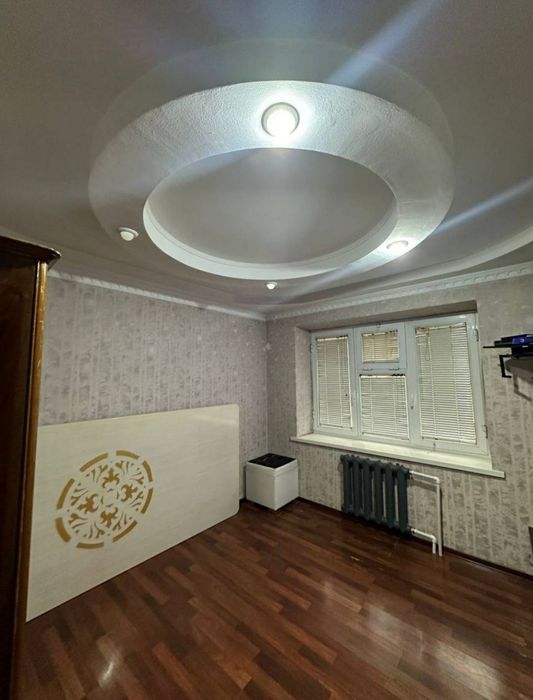 Квартира продаётся Чиланзар 9 квартал 3/1/4 балкон 2*6 ор РУВД