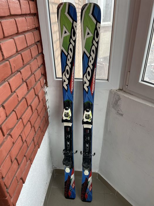 Schiuri 150 cm nordica dobermann r 12