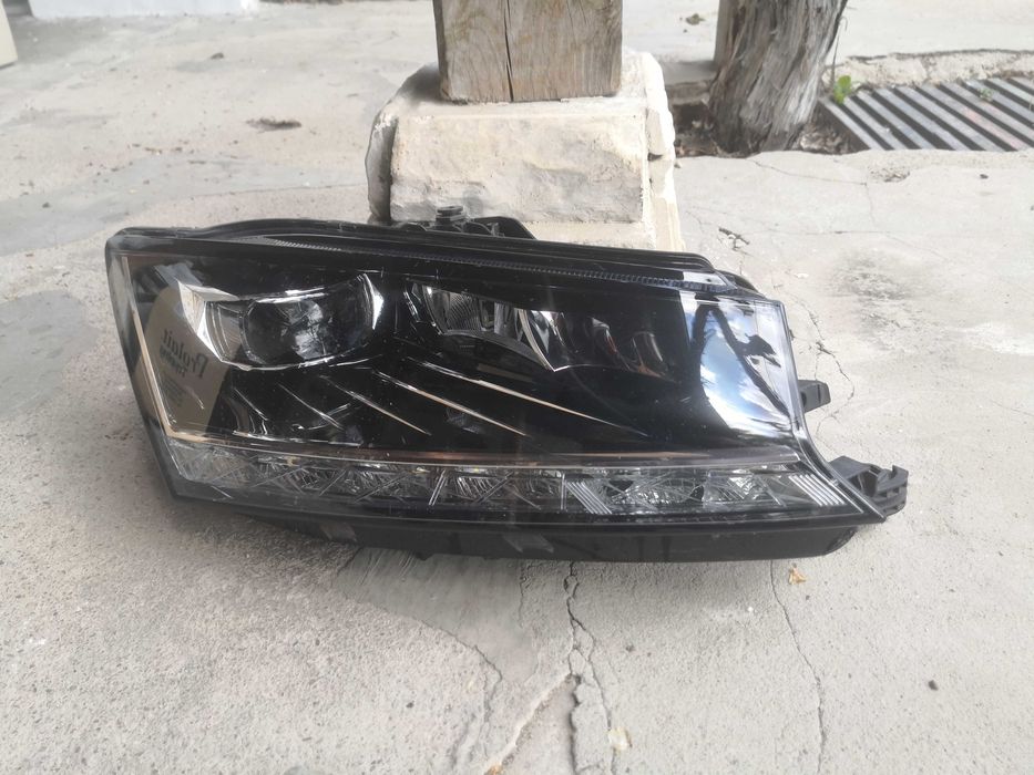 Фар Skoda Fabia FULL LED десен/Фар Шкода Фабиа LED Оригинален