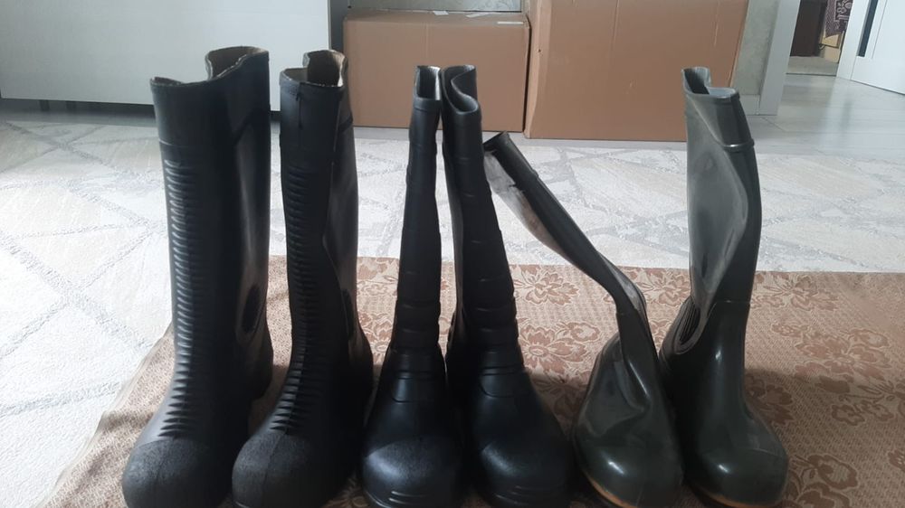 Продаю рабочие сапоги