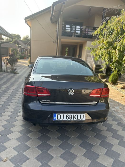 VOLKSWAGEN Passat 2011 — imagine 4