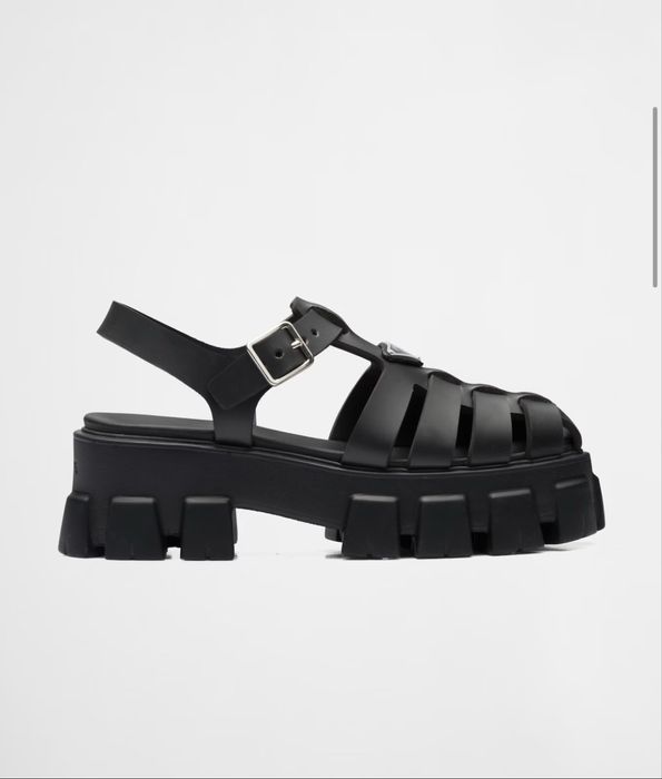 Сандали босоножки Prada