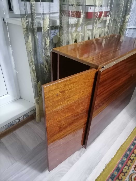 Стол тумба в хорошем состоянии