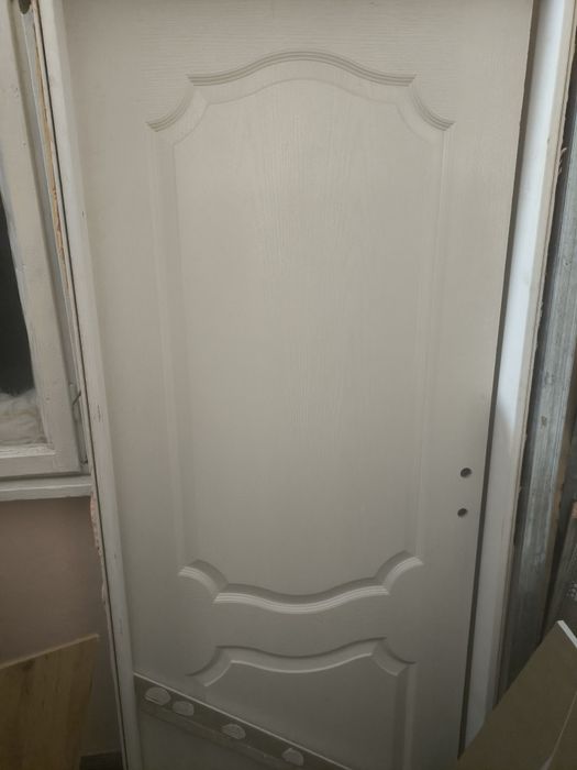 Бяла врата с касата