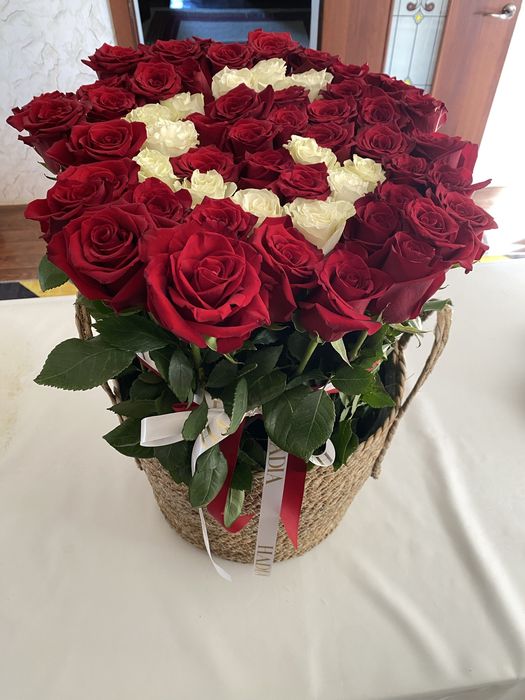 Цветы свежие срочно продается