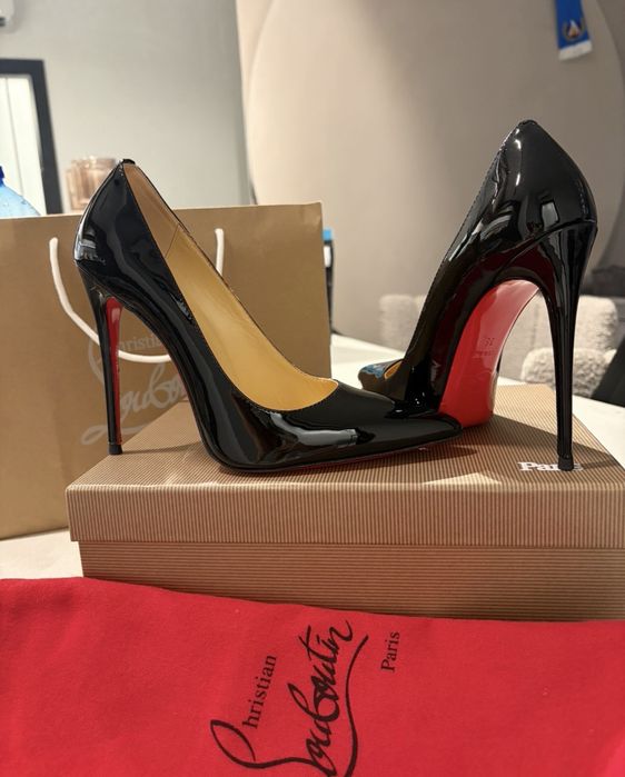 Обувки Christian Louboutin