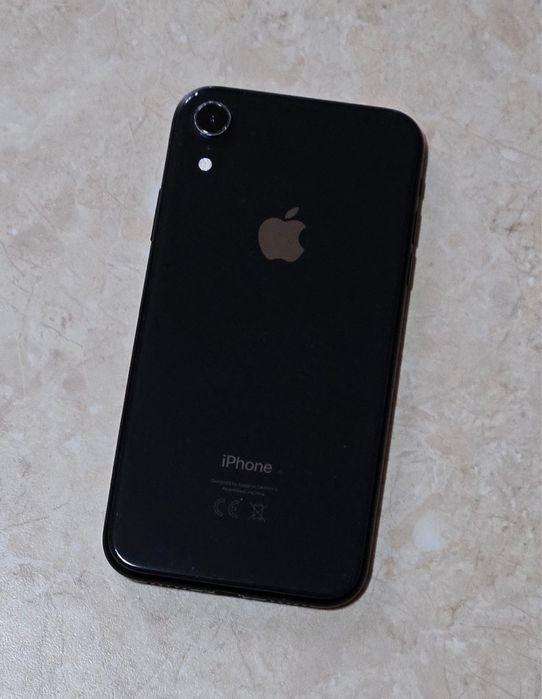 iPhone XR black