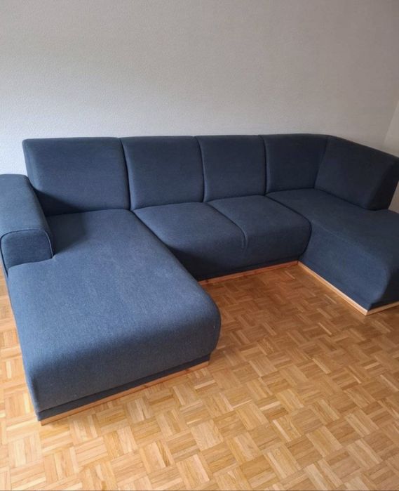 Canapea in forma de U - impecabila