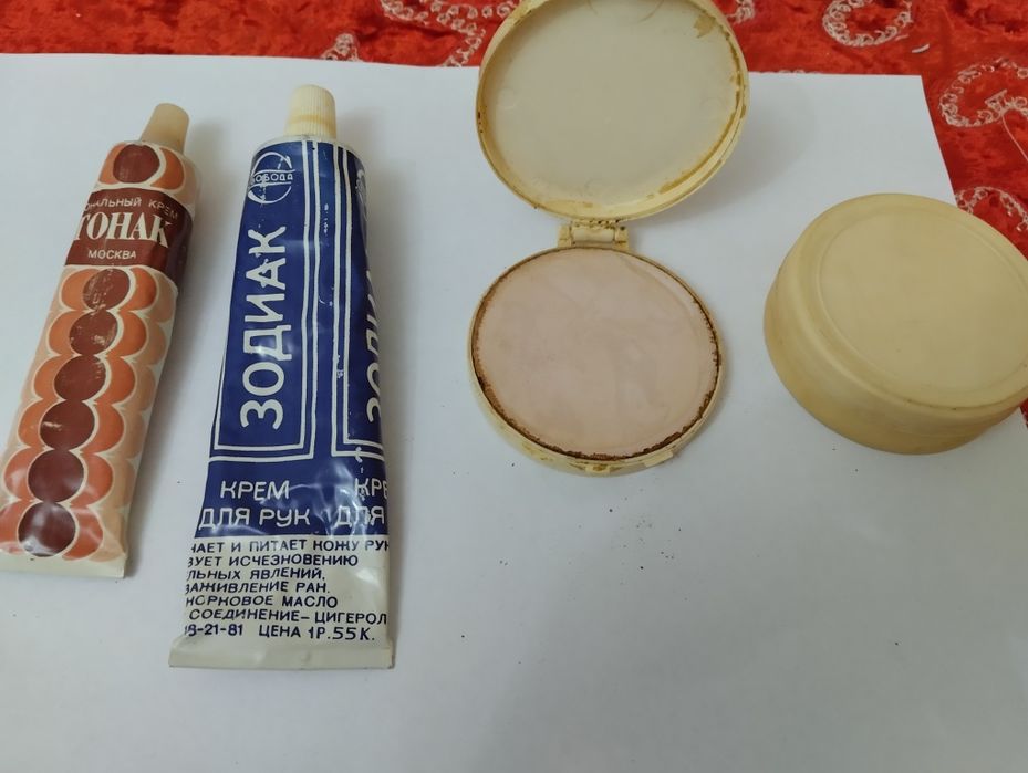 Духи продам смотрите