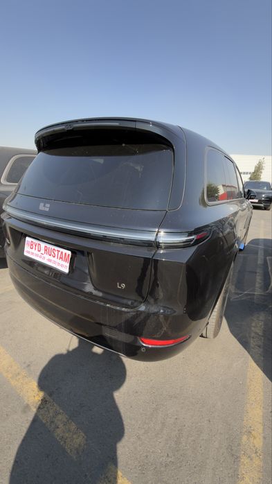 Li 9 Ultra 2026 restayling