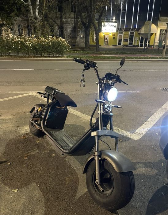 Vând scuter electric