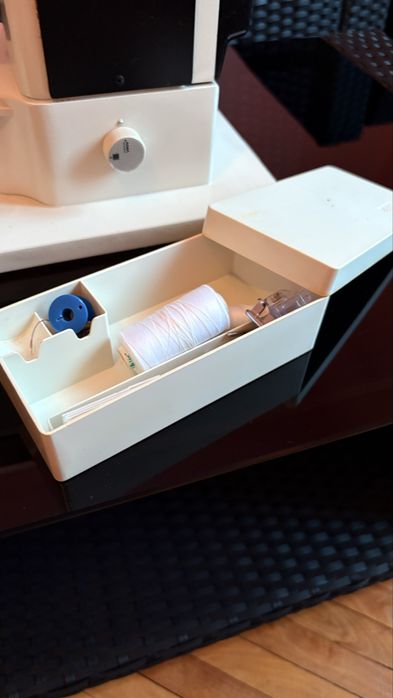 masina de cusut PFAFF 207