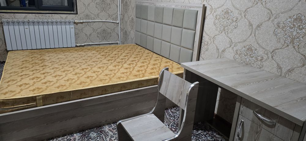 Продаётся 2х спальная кровать. Б/У.  Состояние отличное Цена 1 млн сум