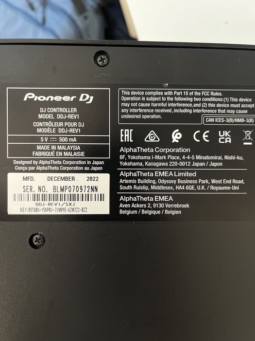 Controller DJ Pioneer DDJ-REV1