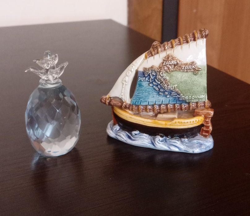 Продавам декоративни фигурки