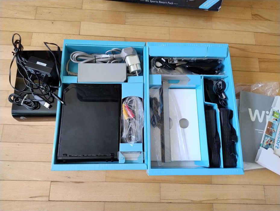 Consola Wii. Este in cutia originala, are toate accesoriile.