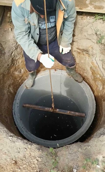 Частная бригада Копаем септики ставим кольца Ручная и с техникой копка