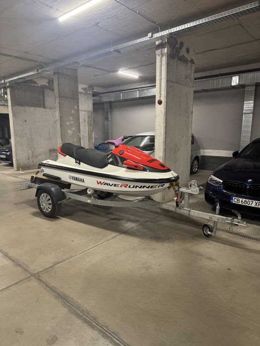 Джет Yamaha waverunner ventrure 1100