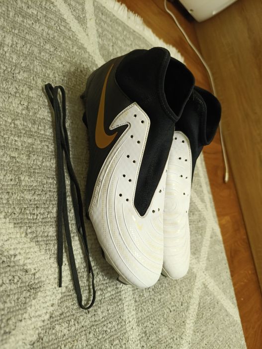 Phantom Luna marimea 44 ( 28 cm )