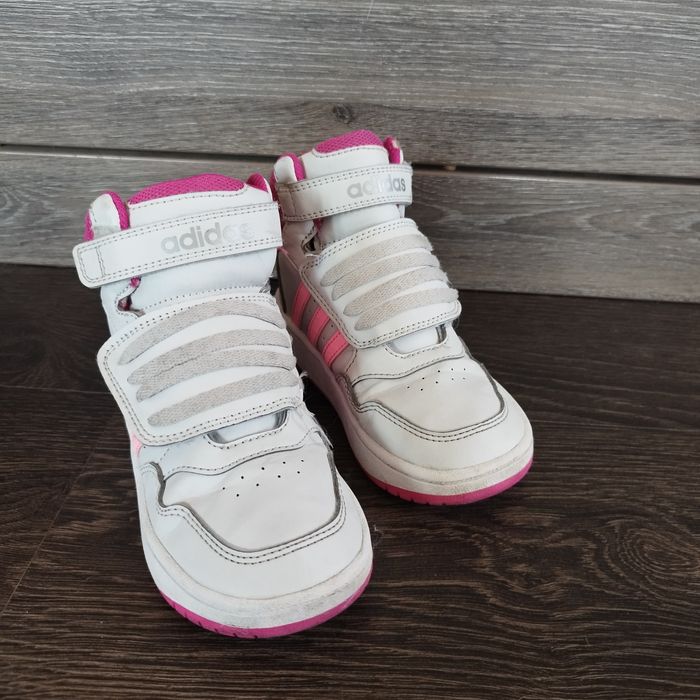 Маратонки -  Адидас