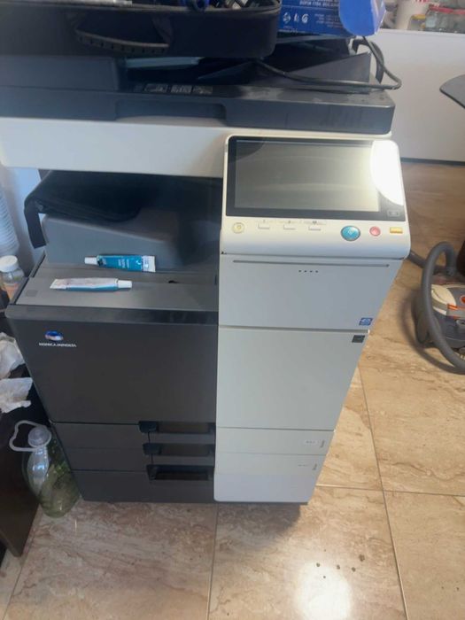 Konica Minolta Bizhub C284e A3 цветно мултифункционално устройство – нисък пробег
