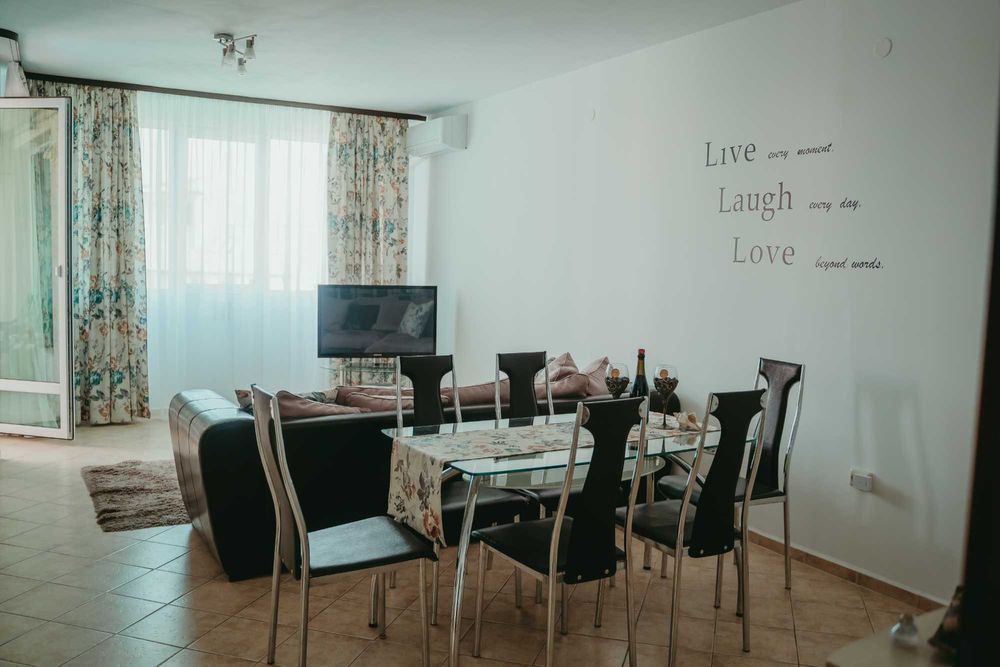 Невероятен тристаен  апартамент с паркомясто на 5 минути плаж Кабакум