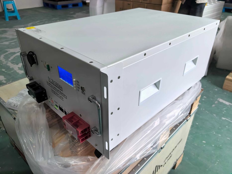 Соларна Батерия LiFePo4 51.2V 15kwh Висок клас Заводска батерия от доказан в бранша производител