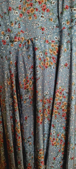 Продавам дамска рокля