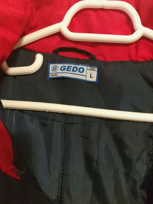 Geacă bărbătească impermeabila/matlasata/gluga Made in Spania