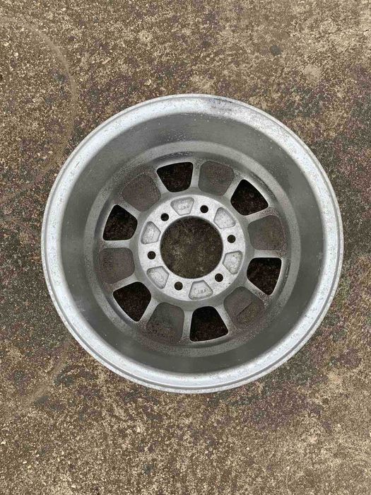 Алуминиева джанта 7 х 15, ЕТ 22, 6 х 140 за джип