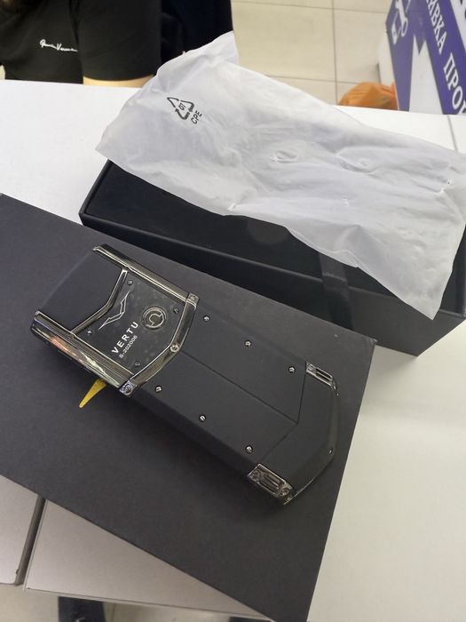 Продам vertu slider premium