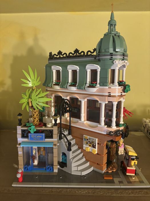 Lego 10297 Hotel Boutique- Creator Expert