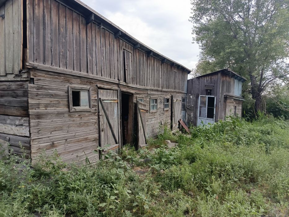 Продам дом г . Семей