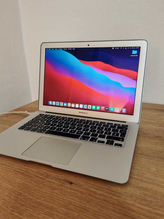 Apple Macbook Air