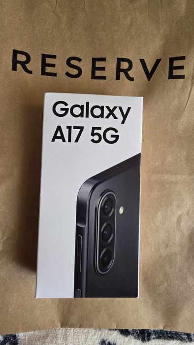 Samsung A17 5G nou in cutie cumparat din Romania