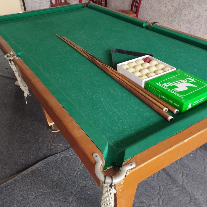 Oʻrganish uchun mini bilyart 1.50 ga 2.80