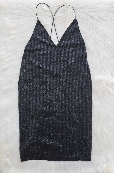 Дамска рокля с паети размер S-M