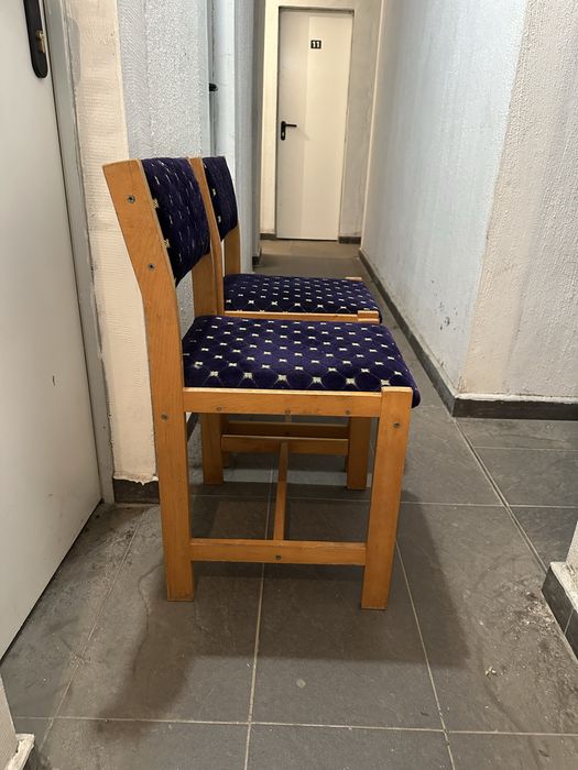 Масивен стол - 2 броя