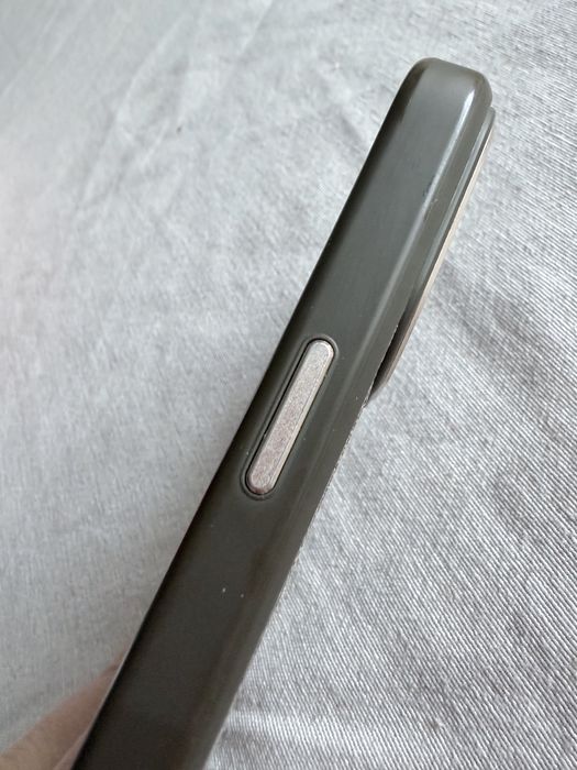 Кейс Guess iphone 14 PRO