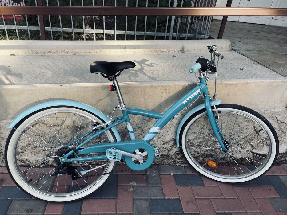 Bicicleta albastra