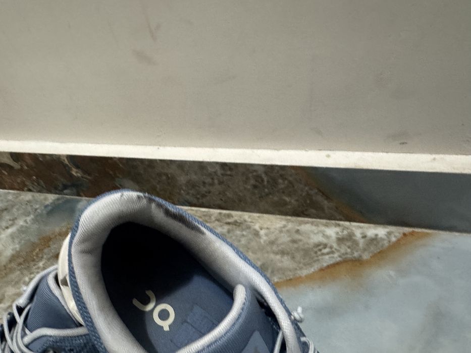 On cloud 6 маратонки