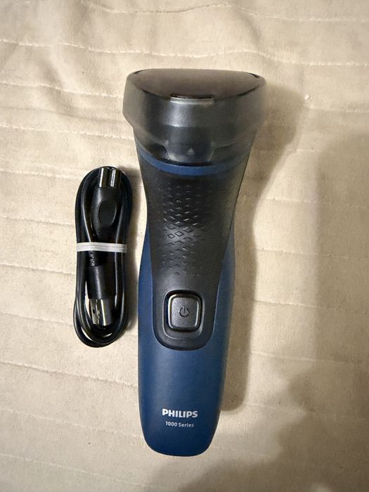 aparat de ras electric Philips Seria 1000 modelul S1134