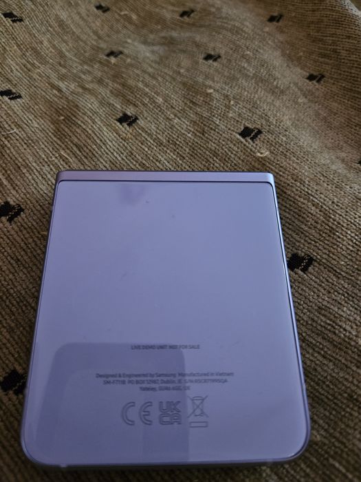 Samsung Galaxy Z Flip 3