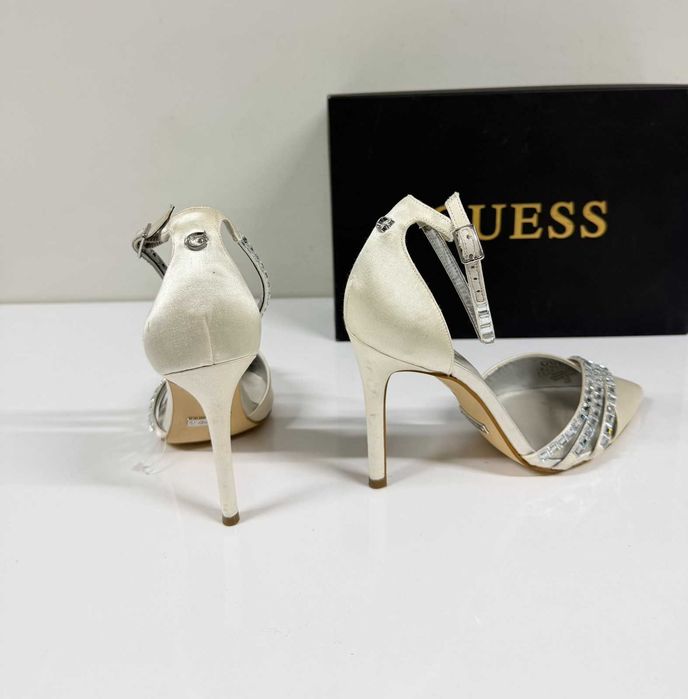 Guess Gadella Естествен сатен