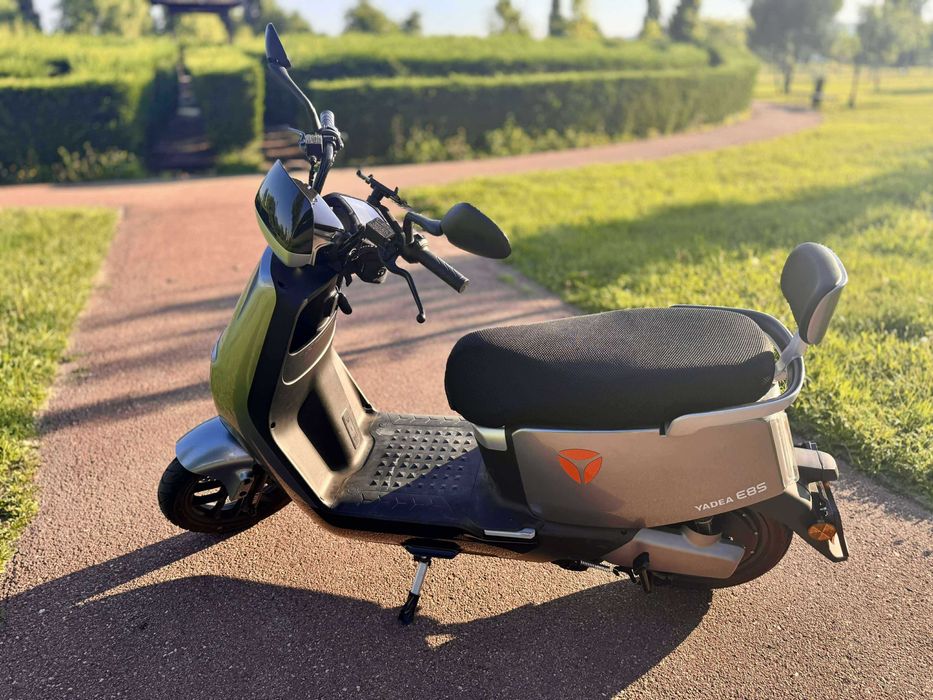Scuter electric YADEA E8S, 3000W, full LED, 45 km/h, inmatriculat