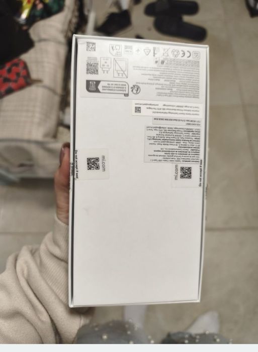Vând telefon xioami redmi note 15 pro