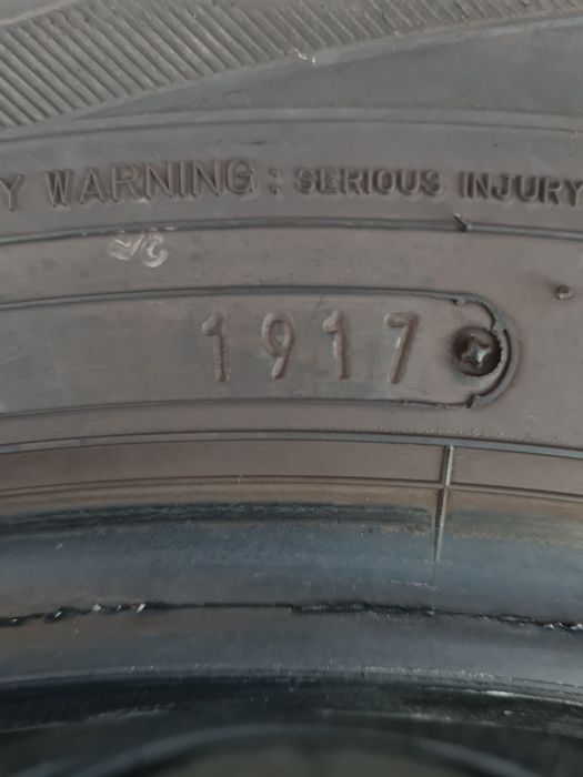 Зимни гуми 2 броя FALKEN EuroWinterHS01 Suv 215 70 R16 дот 1917