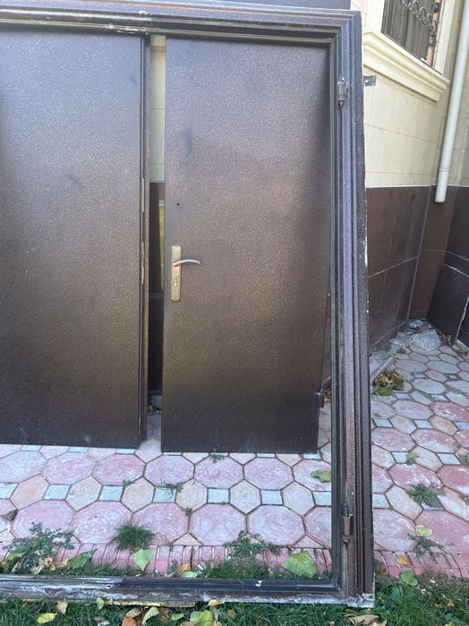 двери и пластик окна