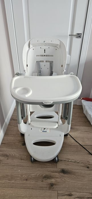 Детский стульчик для кормления