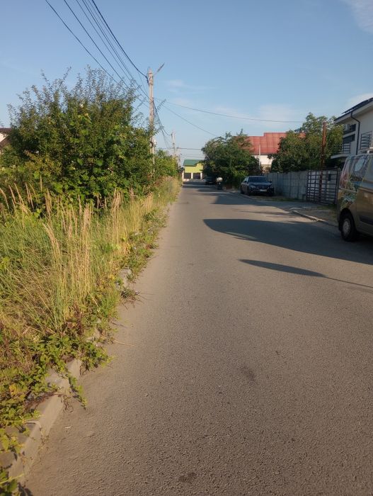 Teren intravilan de vânzare 1000m²